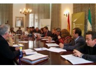 Diputados y responsables de área de la Diputación Provincial durante la reunión