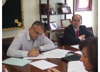 José Moyano Fuentes y Jesus Muñoz Jiménez durante la reunión