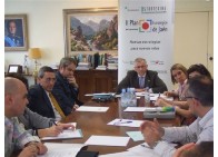 Manuel Parras Rosa, Vicepresidente de la Fundación y Rector de la UJA, preside la reunión