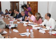 Miembros del Patronato durante la reunión