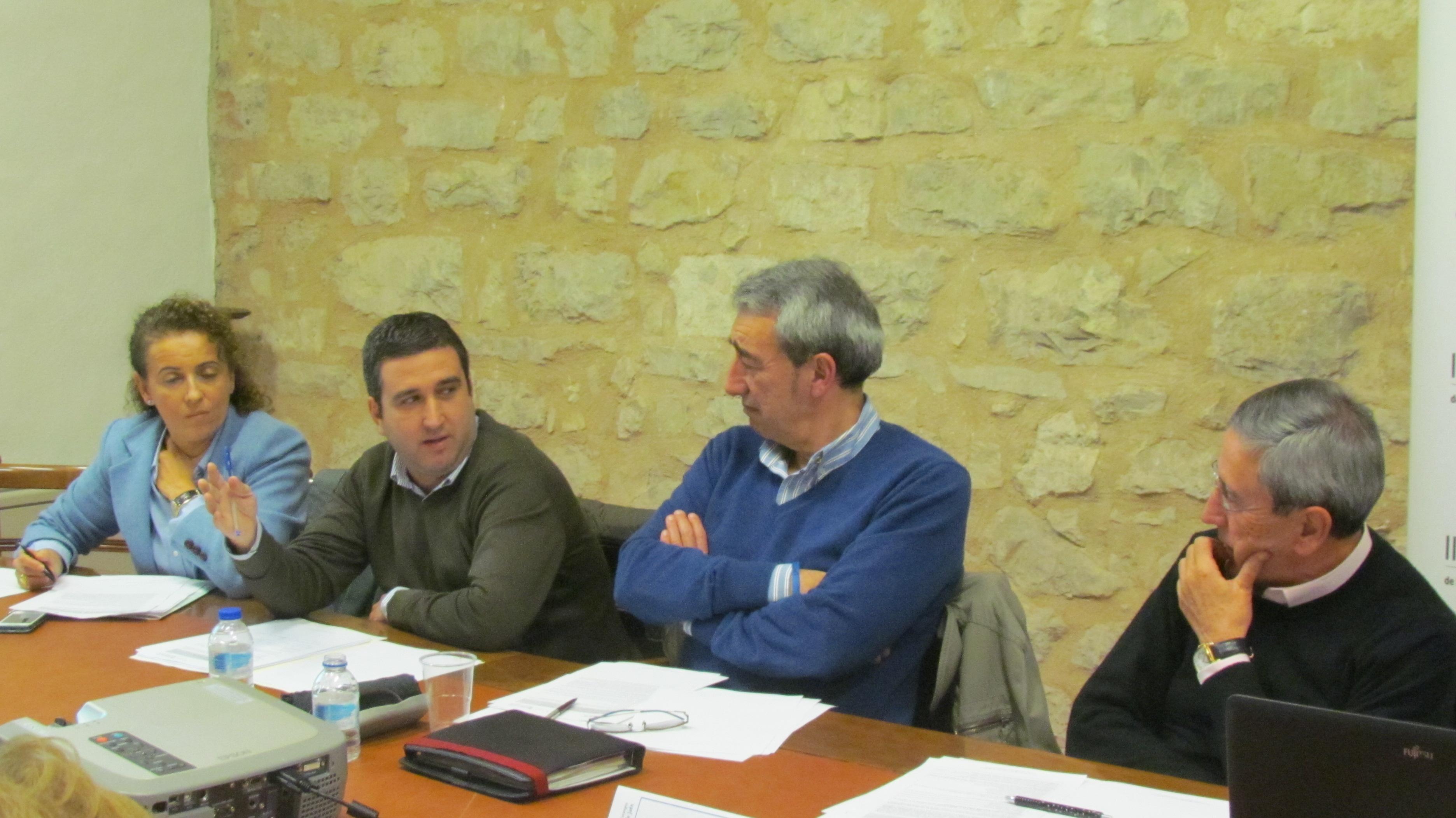 Pilar Rodrigo (Fundación Caja Rural), J. Luis Adán (Diario Ideal), J. Luis Rodríguez (Junta Andalucía) y Antonio Martín Mesa