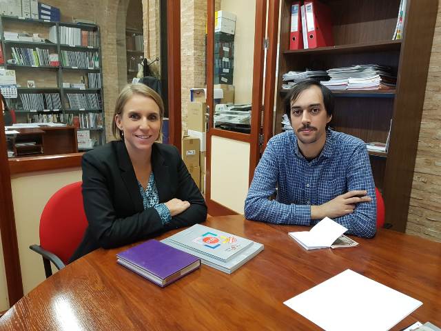Con el responsable de la Agencia Alambre