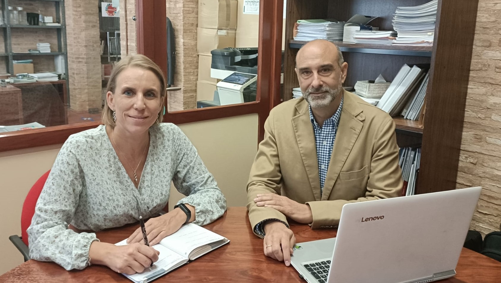 Con el responsable del área social de la Fundación Caja Rural de Jaén (17/10/2022)