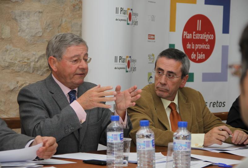 Intervención de Juan Arévalo Gutiérrez durante la reunión