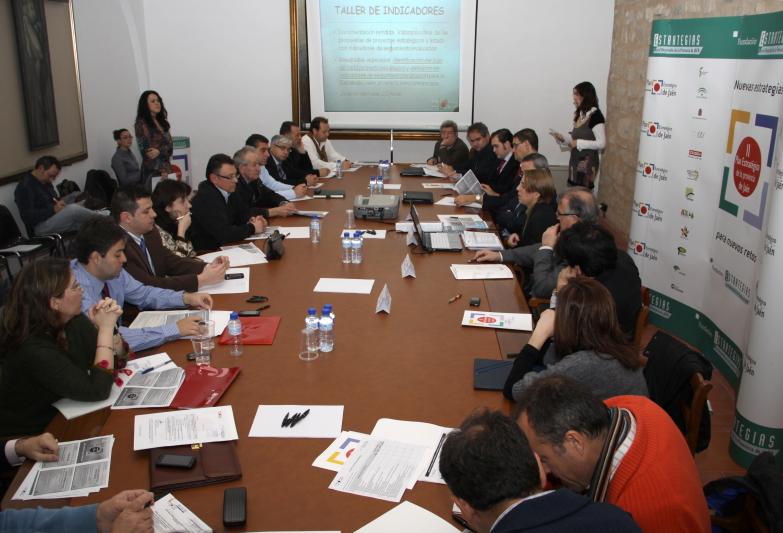 Miembros de la Comisión de Estrategia 7 durante la reunión