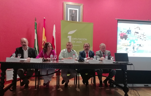 Inauguración del III Foro de Infraestructuras de Transporte y Logística en la Provincia de Jaén celebrado en Andújar