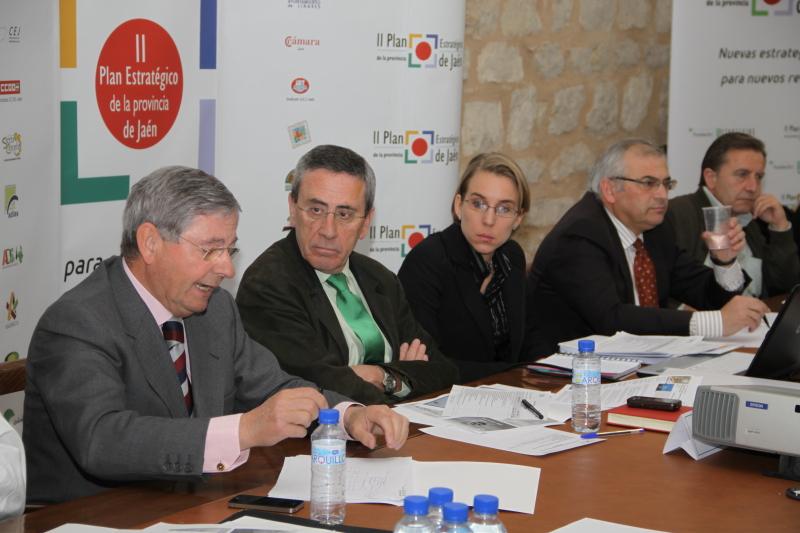 Intervención de Juan Arévalo Gutiérrez durante la reunión