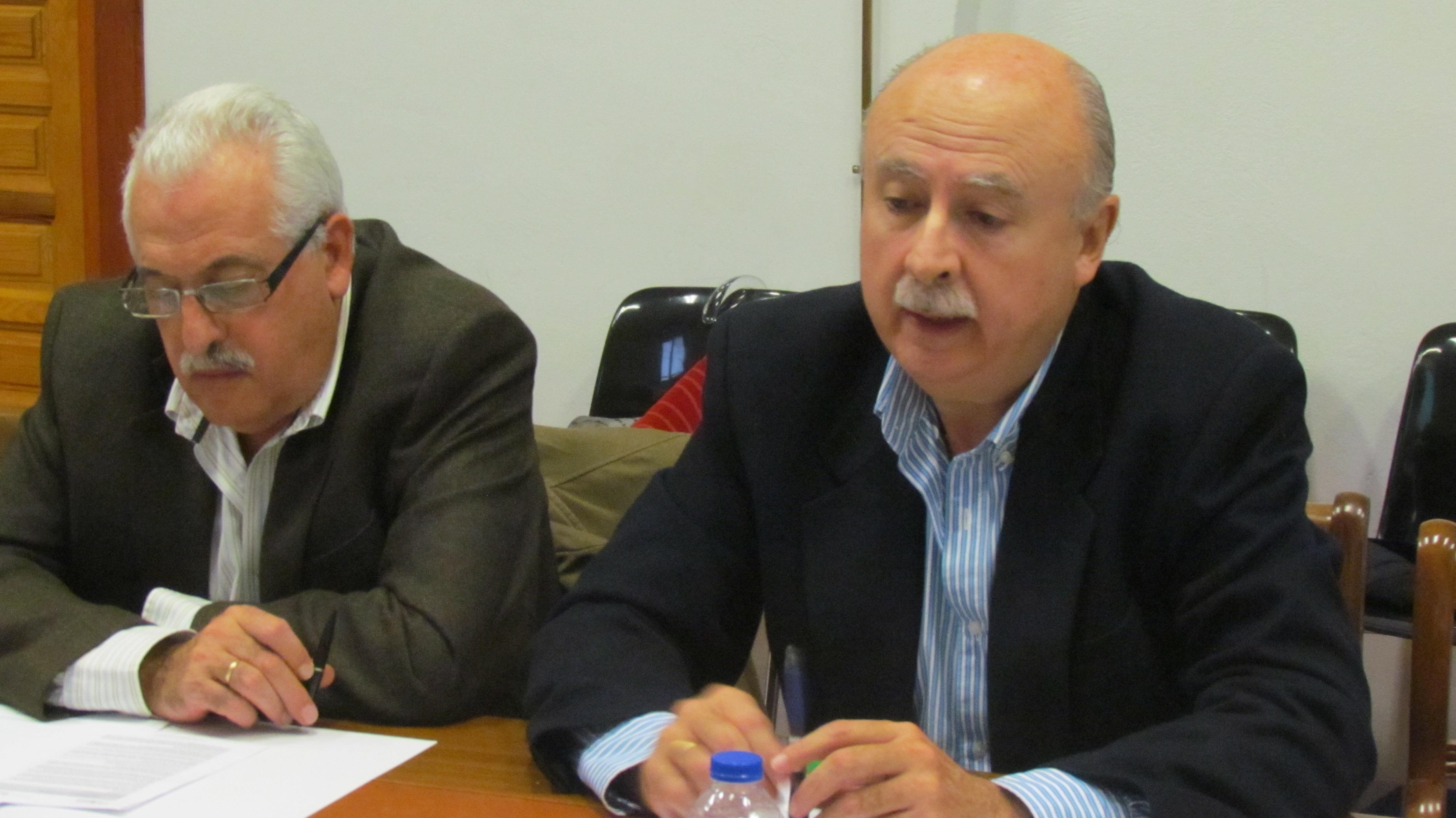 Fco. Jiménez (Deleg. Economía e Innovación) y Enrique Martínez (Del. Agricultura y M. Amb.)