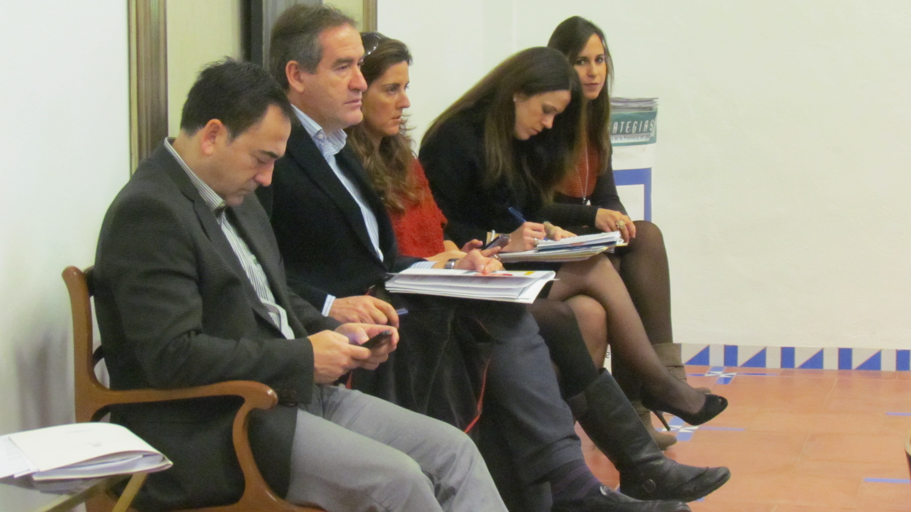 Antonio de la Torre y Sebastián Quirós (Diputación), Luisa Marabé (Junta de Andalucía), Eulalia y Almudena (Oficina Técnica)