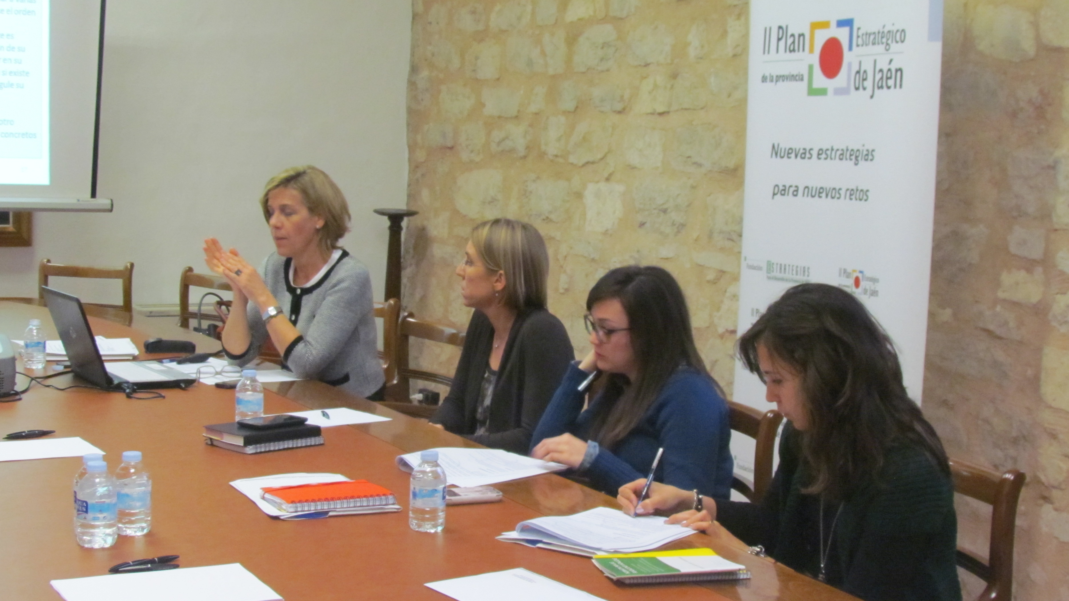 Ana Ordóñez (AFA), I. Herrador, Pilar Fernández y Almudena Ortega (Fundación 