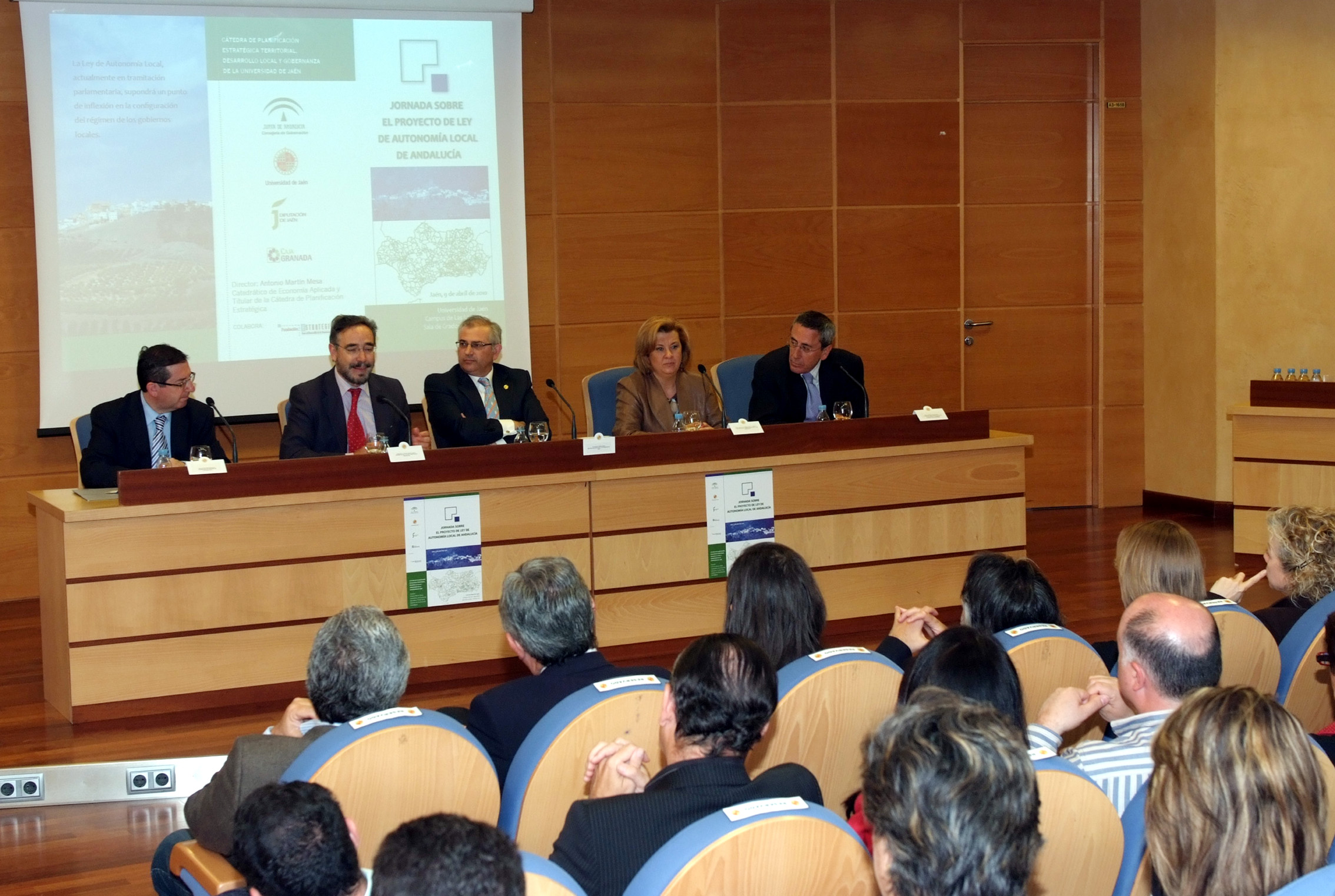 Mesa inaugural de la Jornada