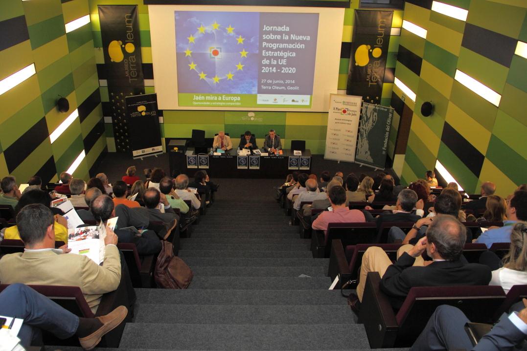 Francisco Reyes Martínez, Manuel Parras Rosa y Antonio Martín Mesa durante el acto de inauguración