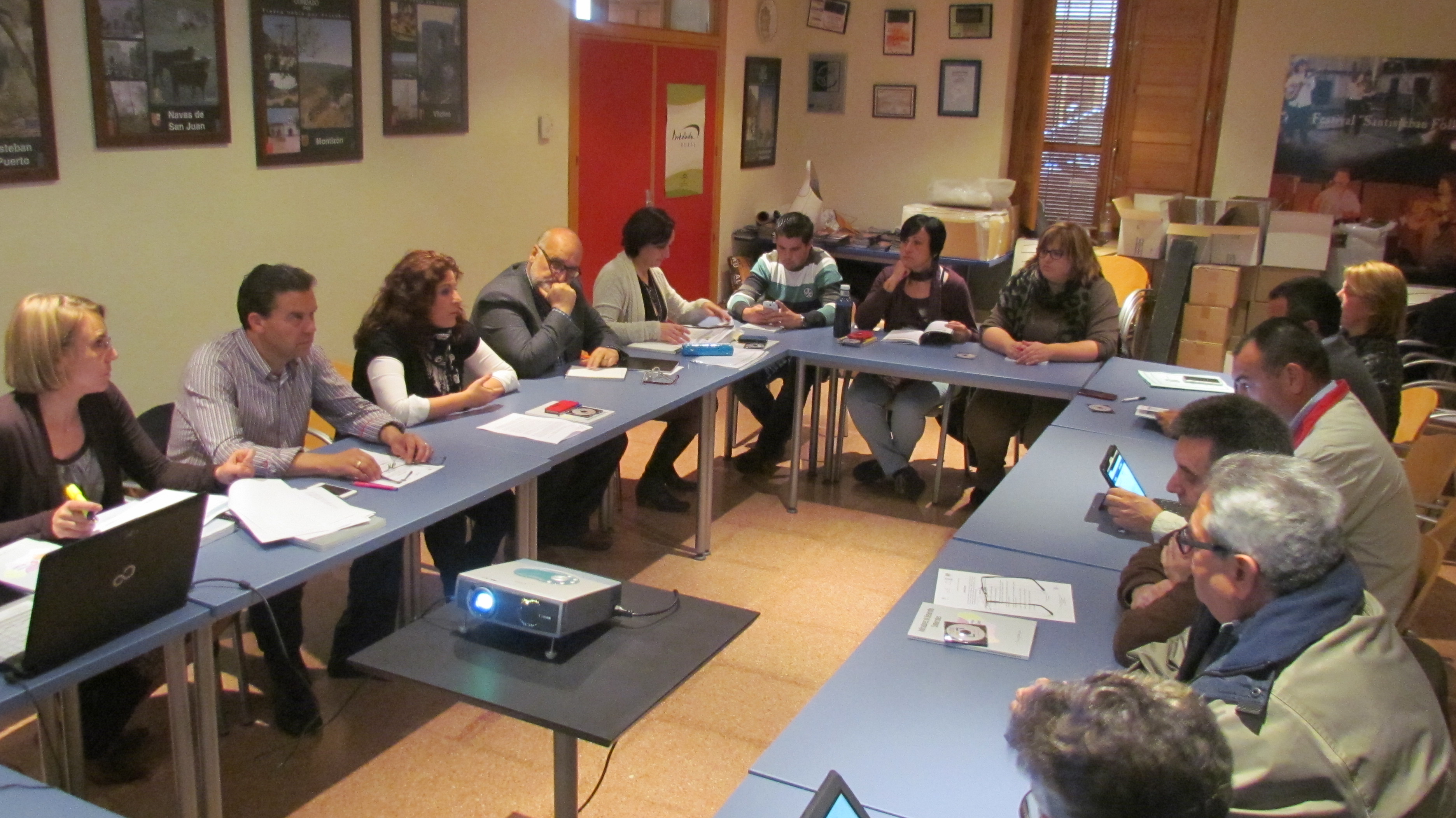 Miembros del Consejo Territorial de ASODECO asistentes a la presentación