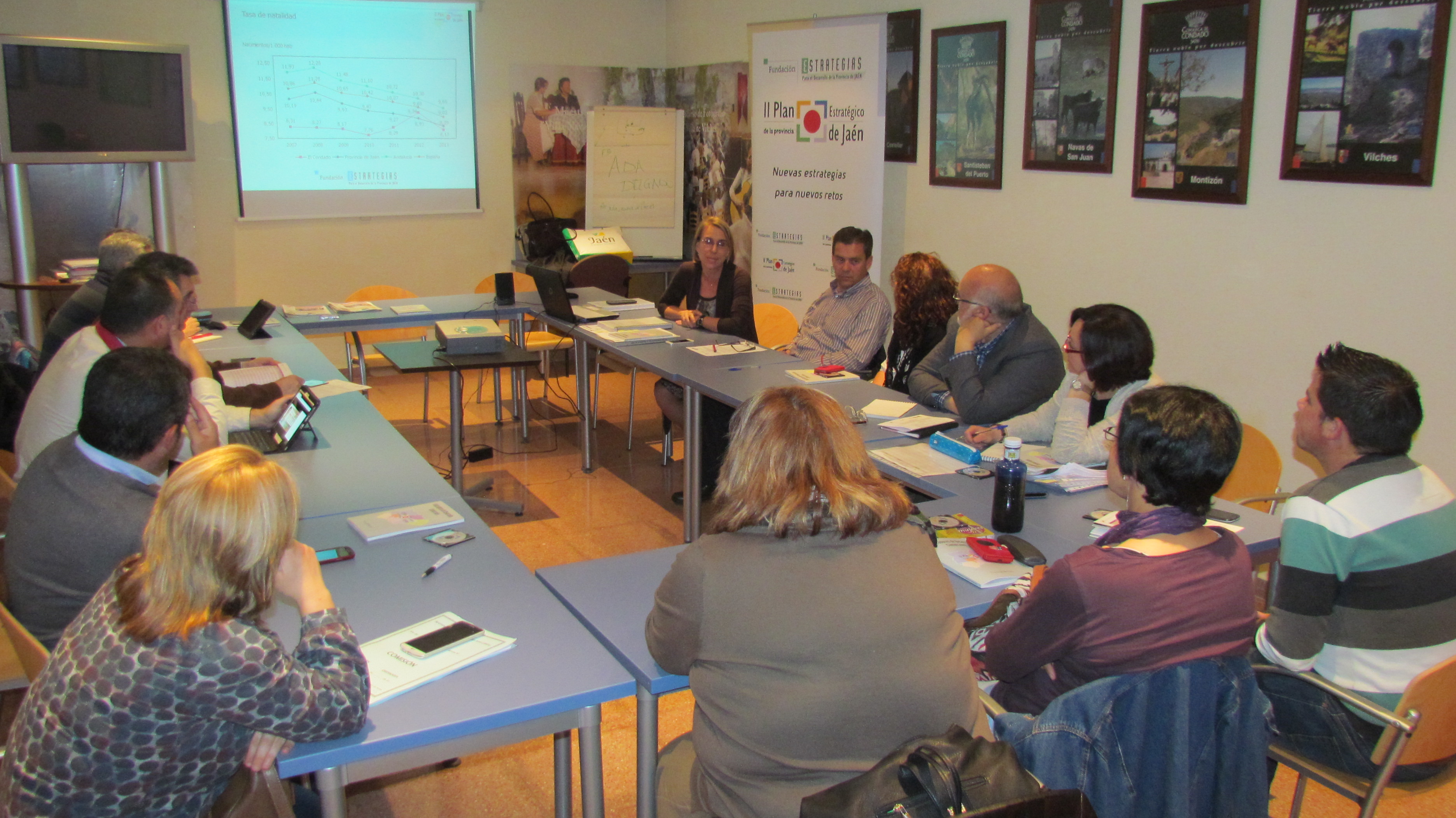 Intervención de Inmaculada Herrador para explicar el estudio sobre Indicadores de Desarrollo Comarcales