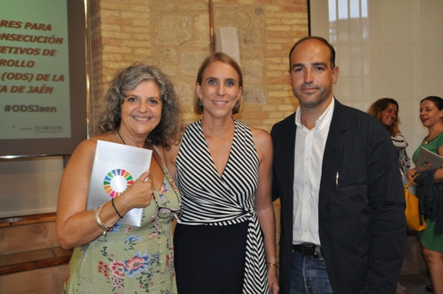 Blanca Aguilar (Asociación Hilos para Educar), Inmaculada Herrador (Fundación 