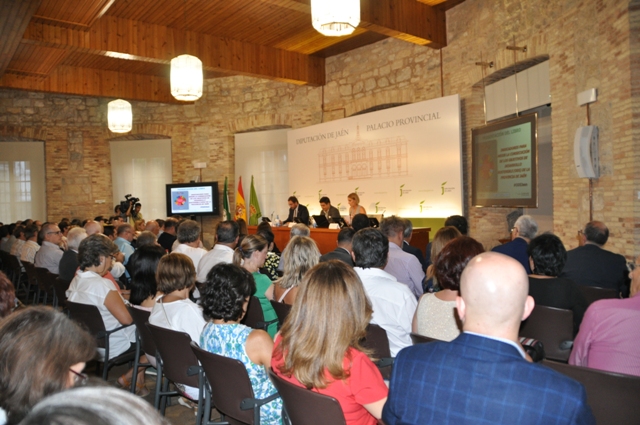Asistentes al acto de presentación del libro