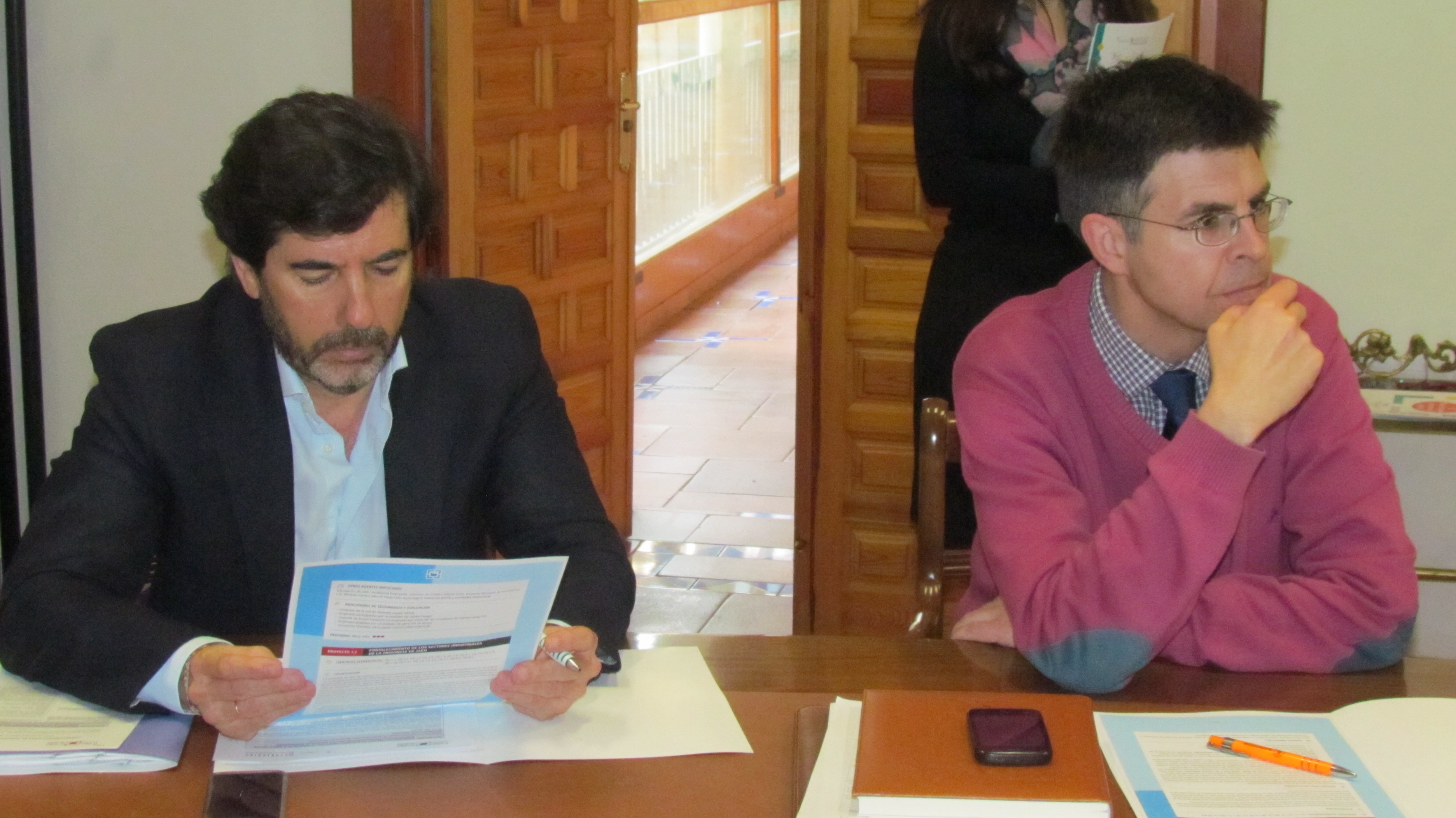 Bruno García (Fed. Empresarial de Comercio y Servicios) y Tomás Boyano (Colegio de Economistas)