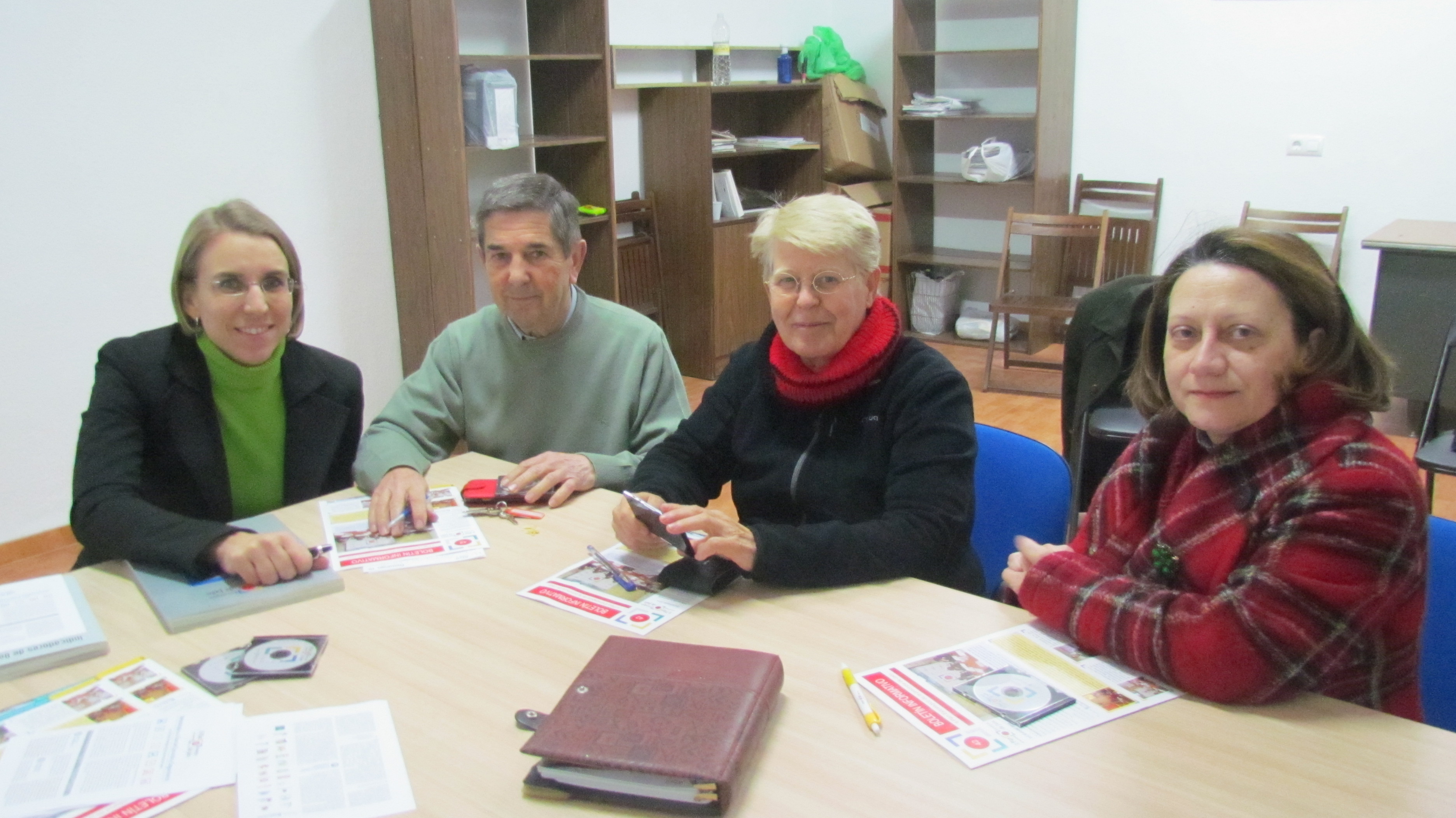 Con la Federación de Asociaciones de Vecinos`Más Voluntades´