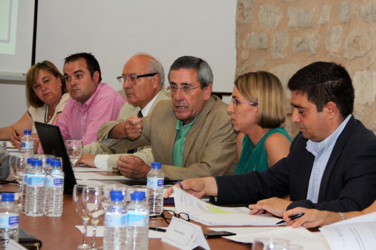 Intervención de Antonio Martín Mesa durante la reunión