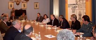 Fernando Calahorro, Subdelegado del Gobierno en Jaén, preside la reunión