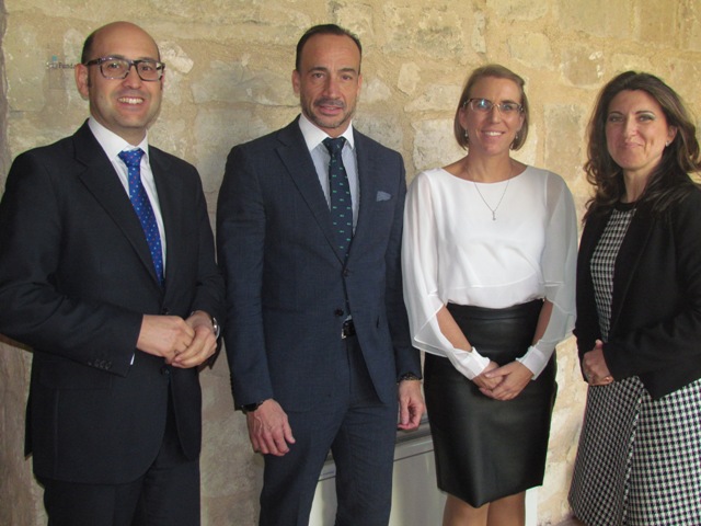 Con responsables de CaixaBank en Andalucía Occidental