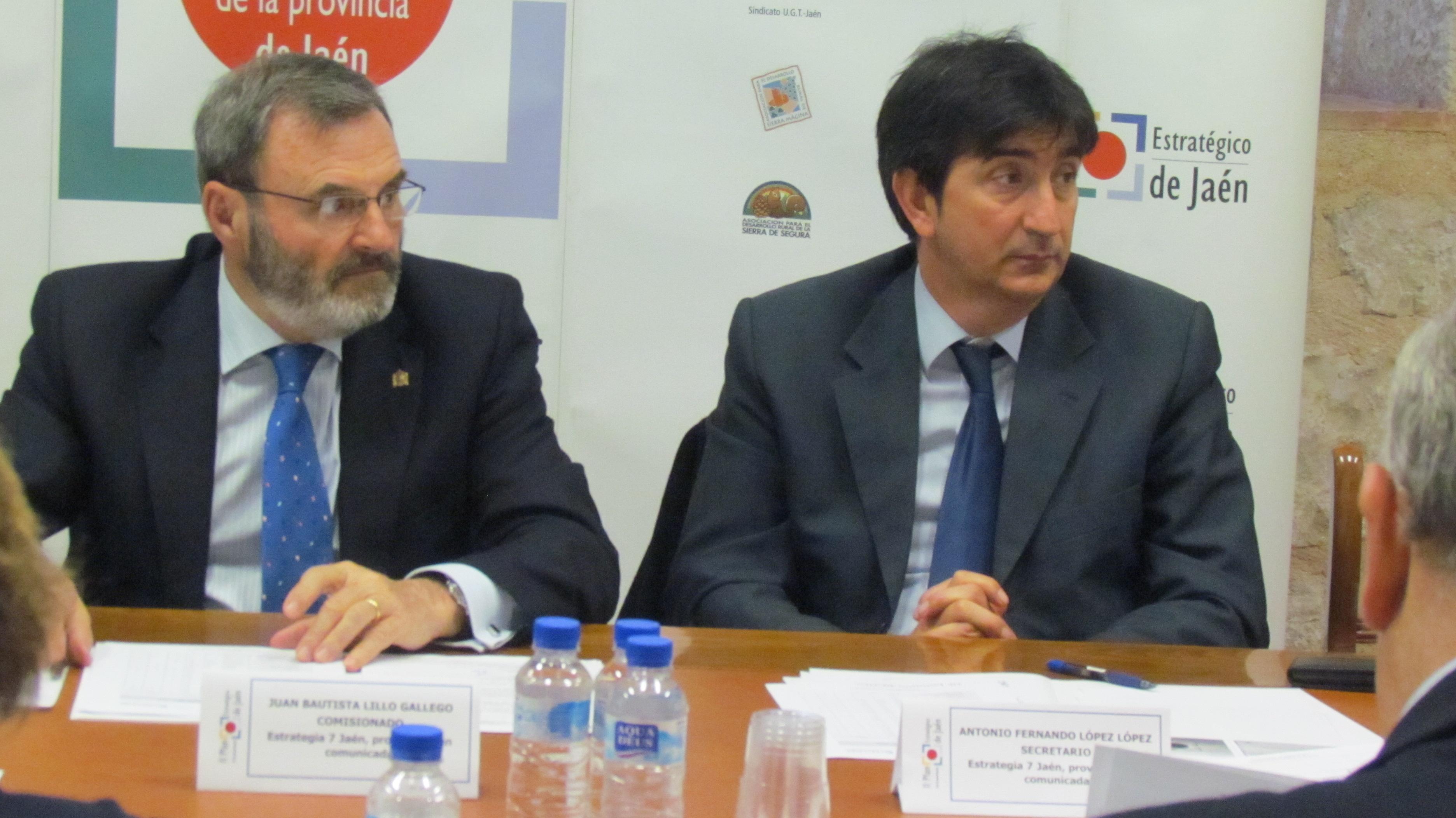 El Comisionado, Juan Bautista Lillo Gallego, y el Secretario, Antonio F. López López