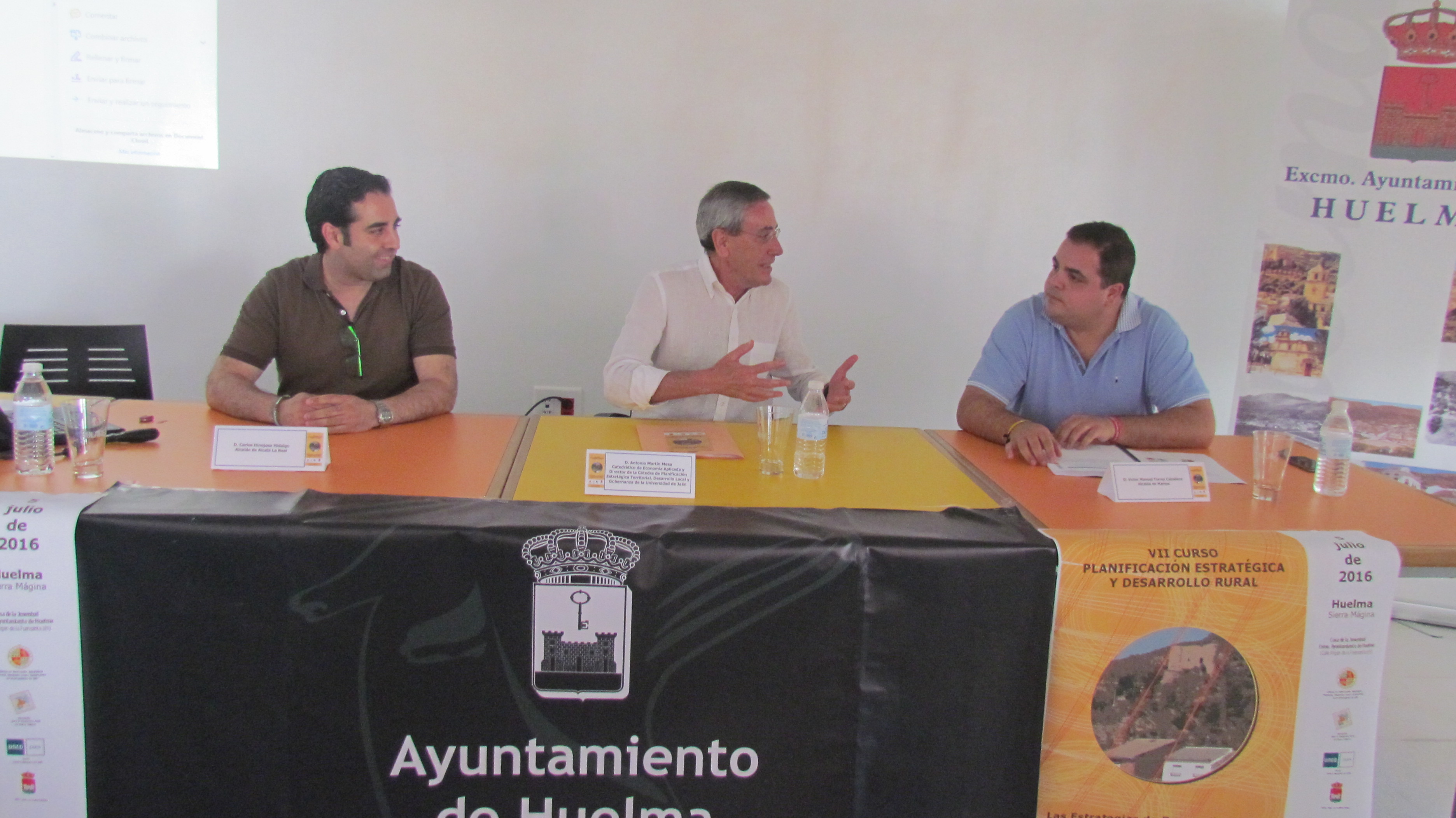Momentos de la Mesa redonda sobre las Experiencias de EDUSI´s en la provincia de Jaén