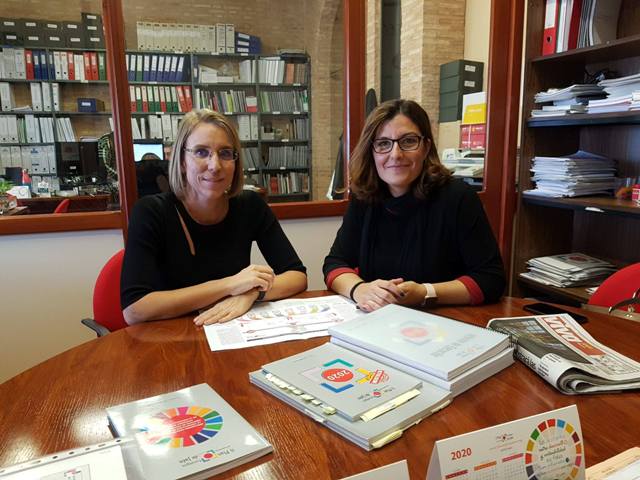 Con la gerente de la Cámara de Comercio e Industria de Linares