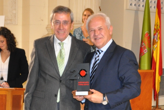 Reconocimiento a José Antonio Miranda, vicesecretario de la Fundación hasta el año 2012