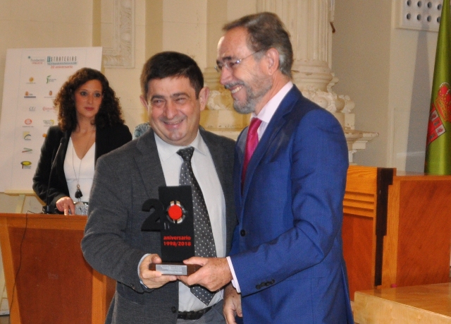 Reconocimiento a Francisco Reyes, presidente de la Fundación 